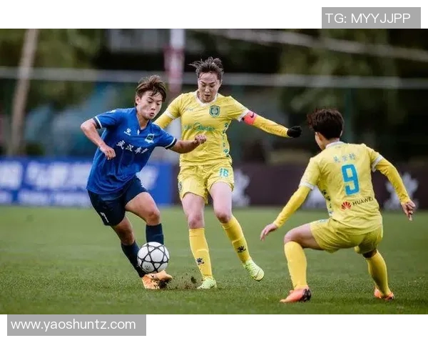 疯三八强战：休斯顿大学成功晋级四强分区头名齐聚争冠之路