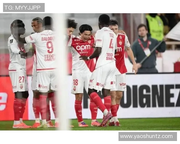 西甲精彩逆转战胜皇马登顶榜首日本国脚进球助球队爆冷夺冠